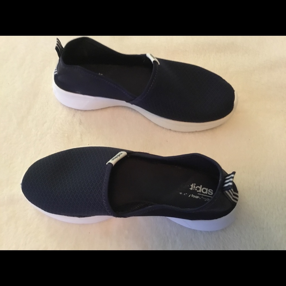 Adidas Cloud Foam Sneaker